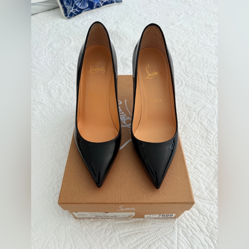 Christian Louboutin Pigalle Follies 85MM Black Patent Patent Pumps